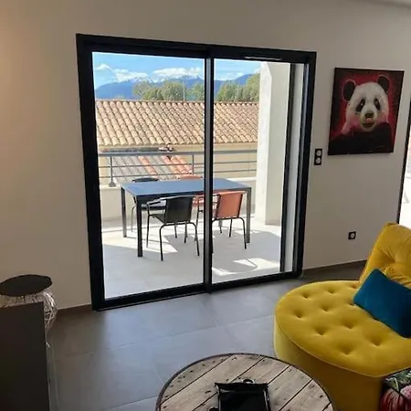 Logement Neuf-Ghisonaccia Centre, A 5Min De La Mer Exterior foto
